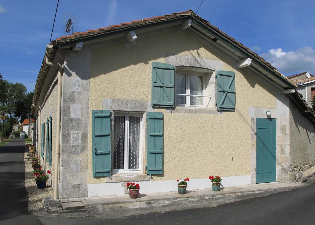Maison Du Ruisseau Malaville 객실 사진